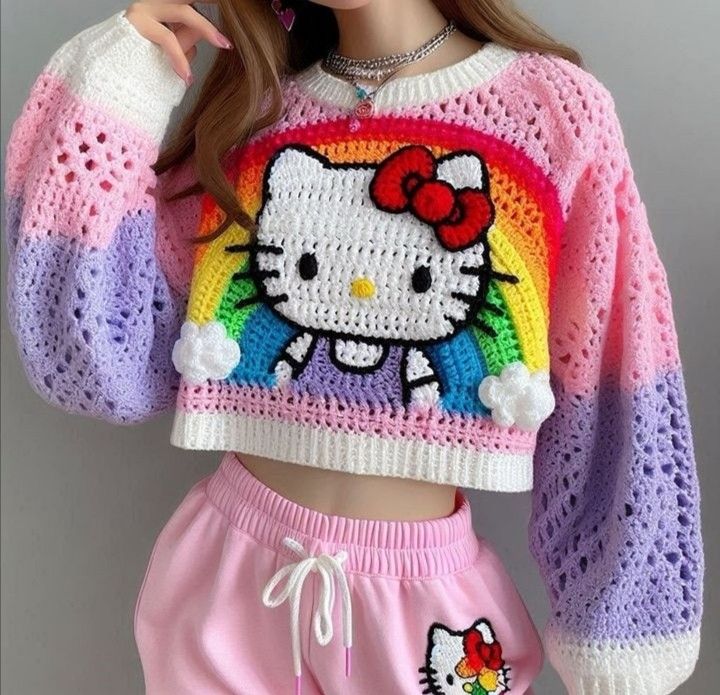 Suéter arcoíris Hello Kitty 💗